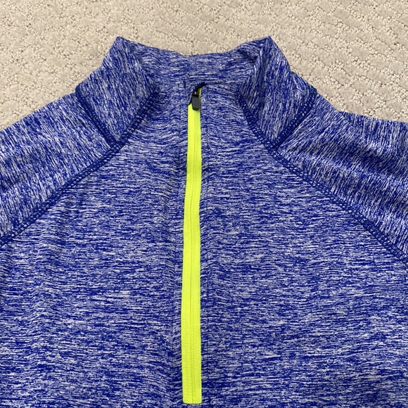 Running Top - Picture 3 of 11